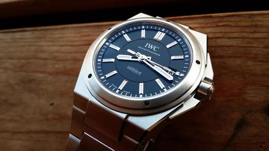 图：IWC 工程师 编辑部推荐指数：5分